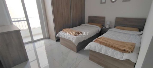 2 bedrooms Apartment in Birzebbuga, Malta No. 8404 5