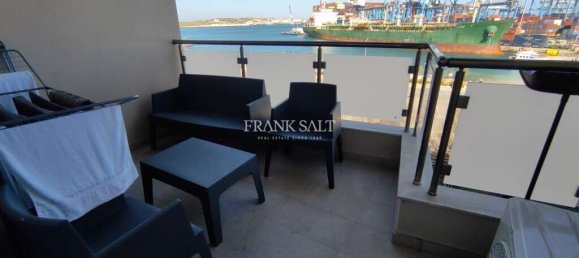 2 bedrooms Apartment in Birzebbuga, Malta No. 8404 8