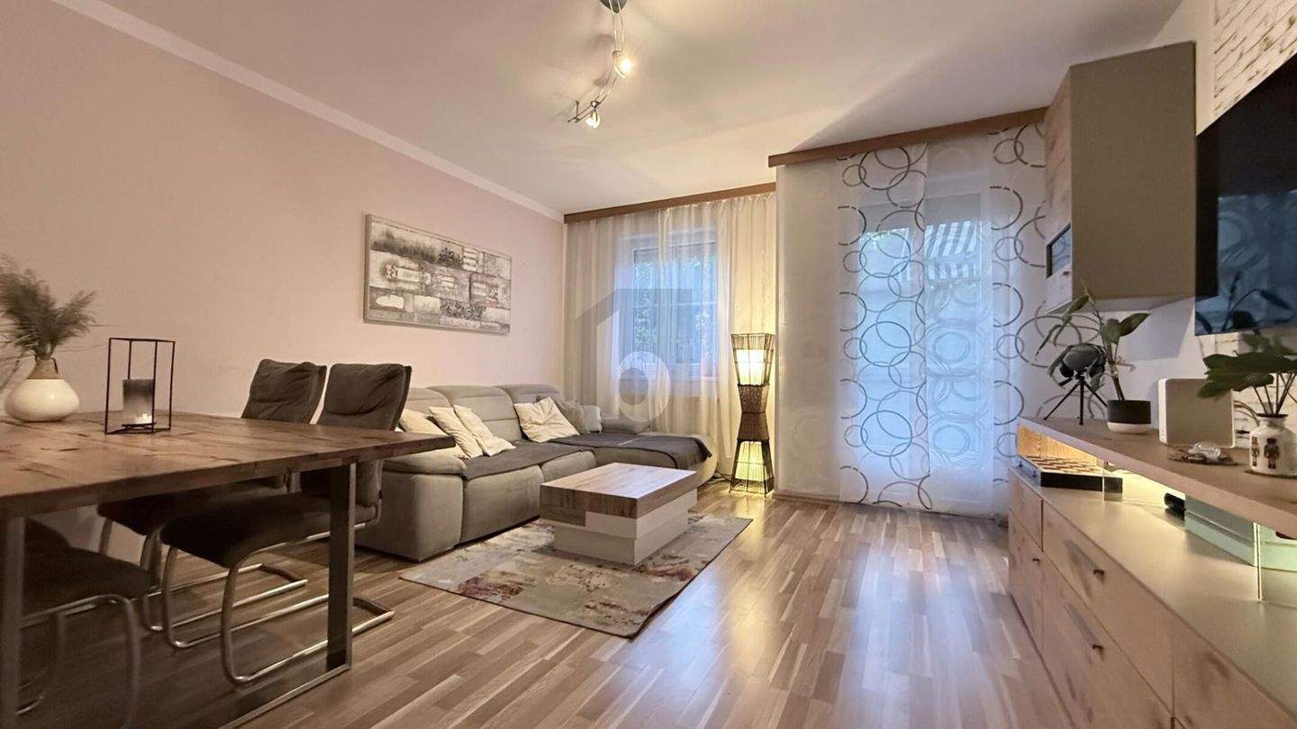 3-salle Appartement à Wiener Neustadt, Austria No. 245061