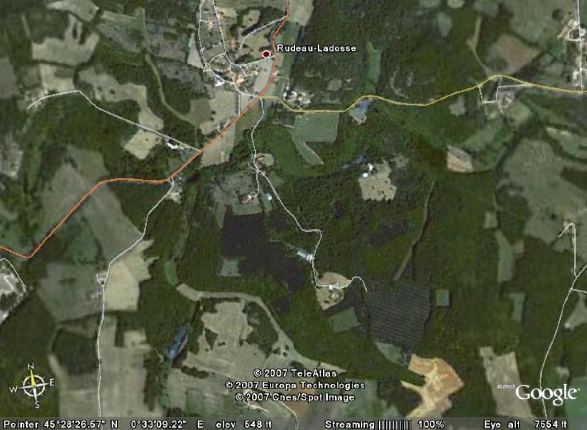 Terreno em Nontron, France N.º 21763