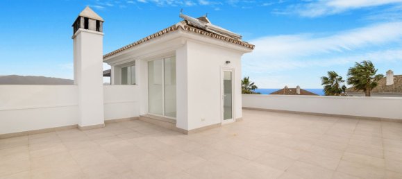 Villa de 3 dormitorios en Marbella, Spain No. 141172 11