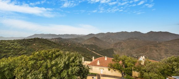 Villa de 3 dormitorios en Marbella, Spain No. 141172 12