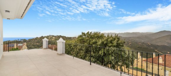 Villa de 3 dormitorios en Marbella, Spain No. 141172 48