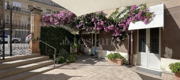 950m² Building in Brescia, Italy No. 370621 18