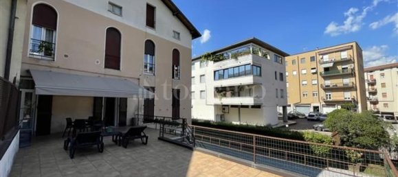 950m² Building in Brescia, Italy No. 370621 12