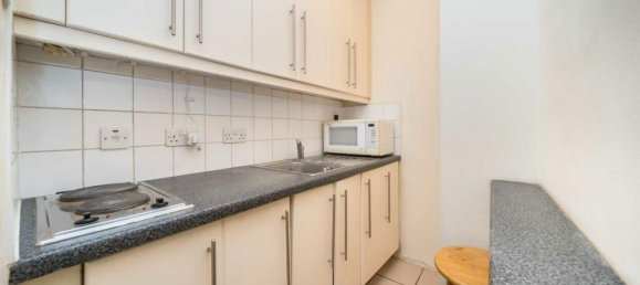 Studio in Bloomsbury, United Kingdom No. 5614 6