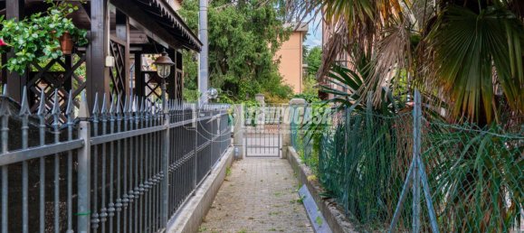 3 bedrooms Duplex in Reggio Emilia, Italy No. 332969 4