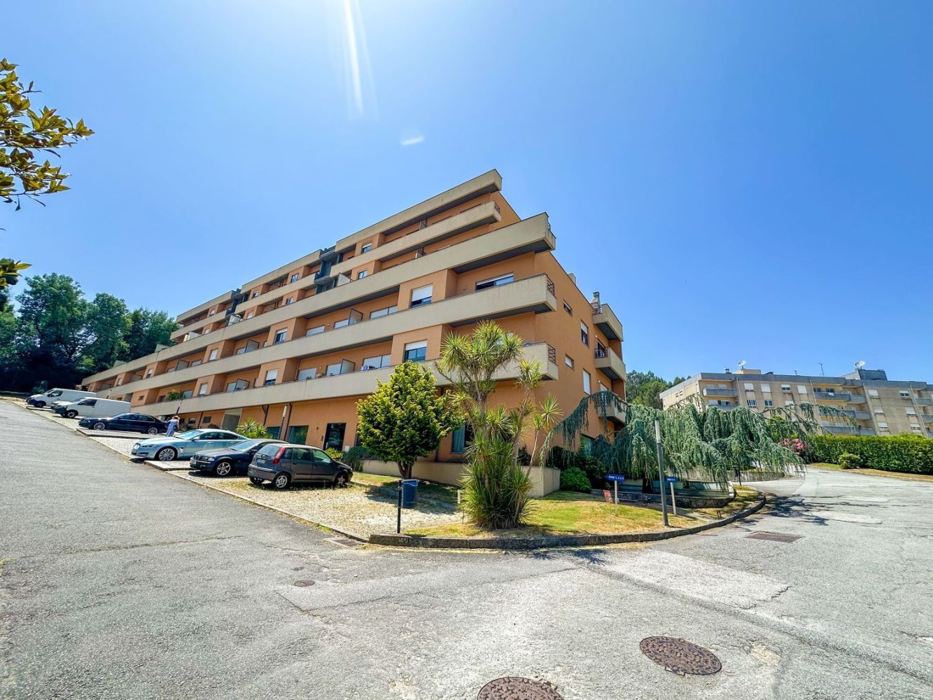 705m² Office in Valongo, Portugal No. 208517