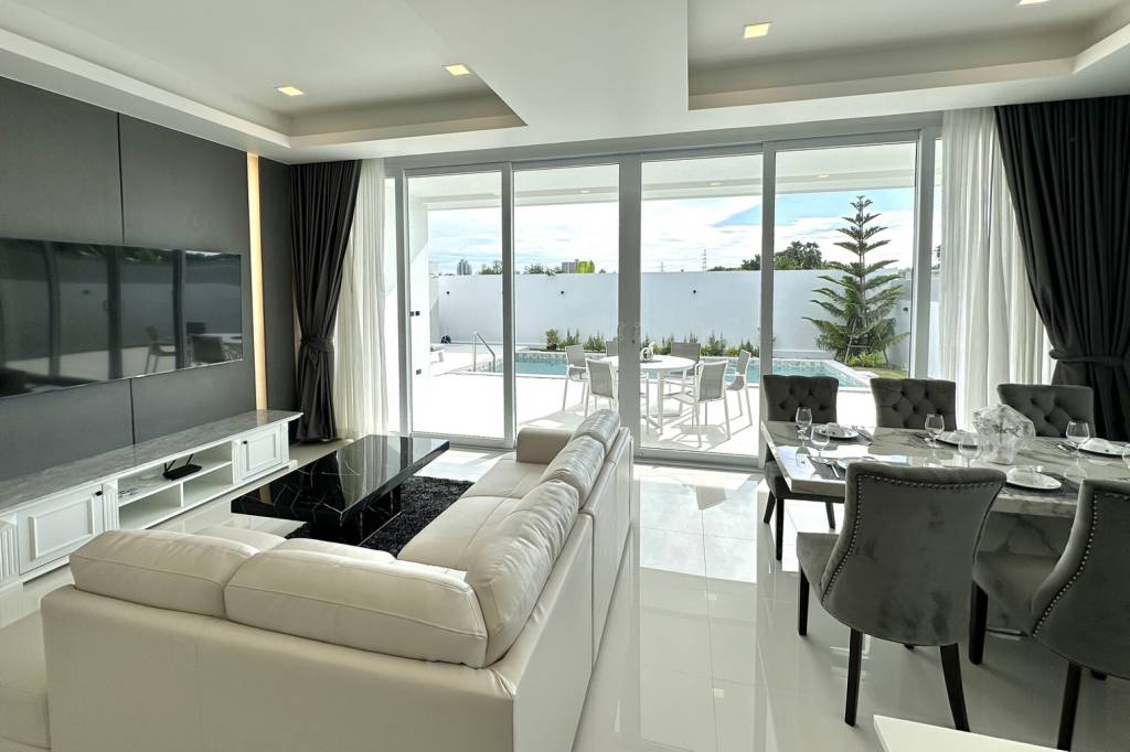 3 chambres Villa à Pattaya, Thailand No. 62988