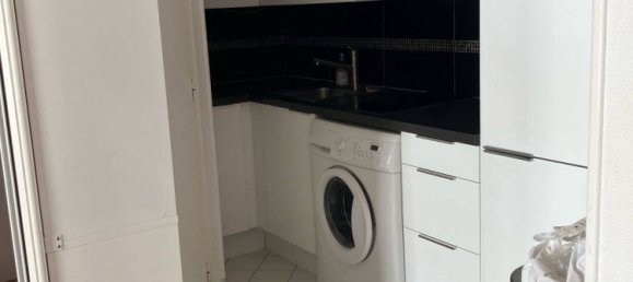 Apartamento de 1 dormitorio en Paris, France No. 329934 3