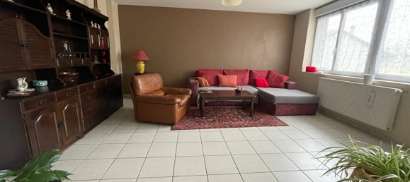 Edificio de 2 dormitorios en Bechy, France No. 220625 11