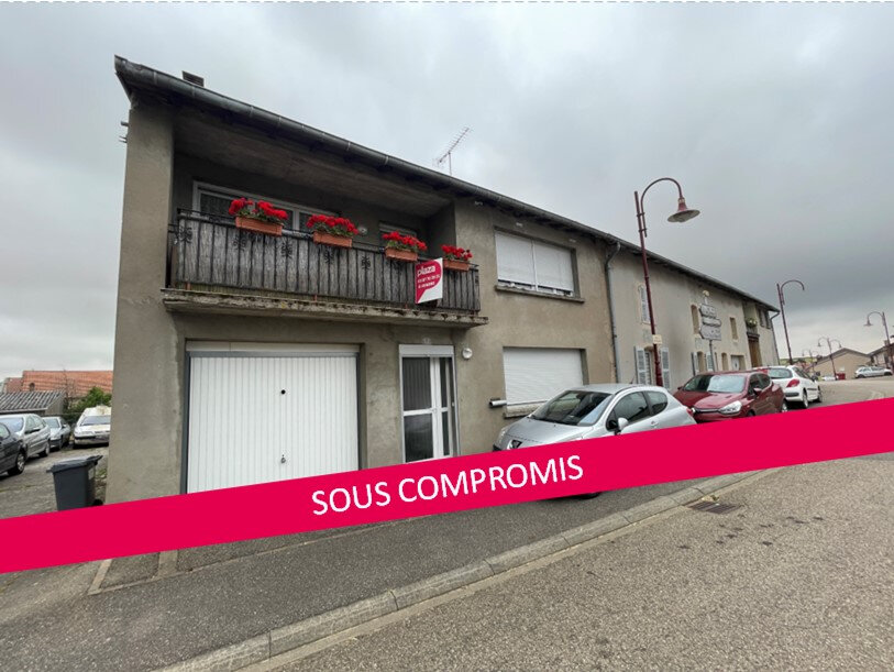 Edificio de 2 dormitorios en Bechy, France No. 220625