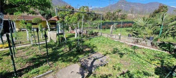 Bâtiment à Vogogna, Italy 450m² No. 84496 14