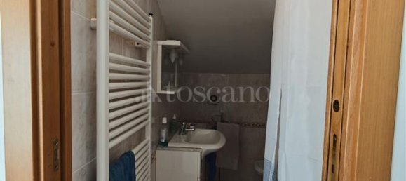 4 Schlafzimmer Wohnung in Siena, Italy, Nr. 336868 11
