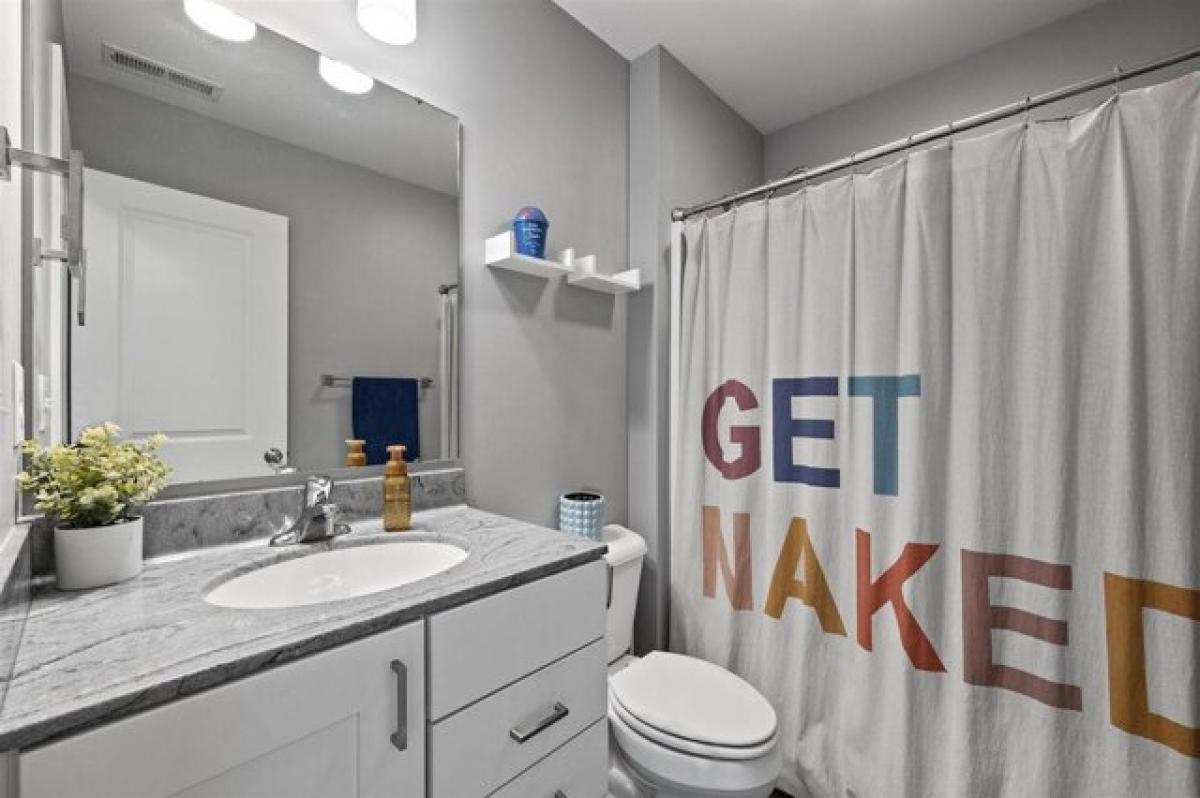 4 bedrooms House in Iowa City, USA No. 370693