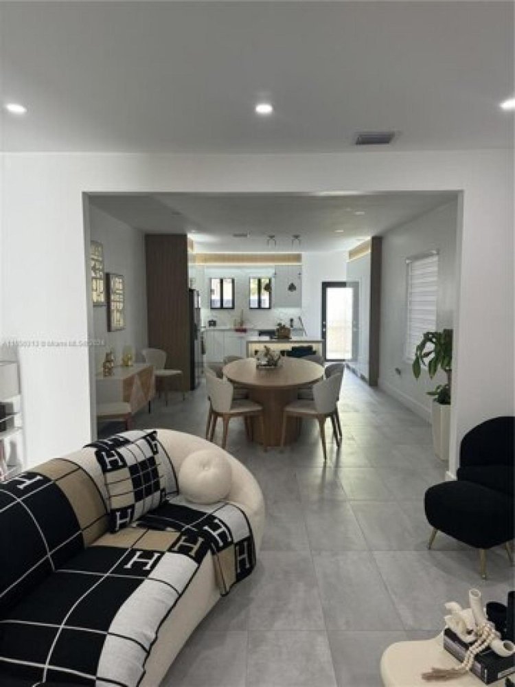 3 bedrooms House in Miami, USA No. 278268