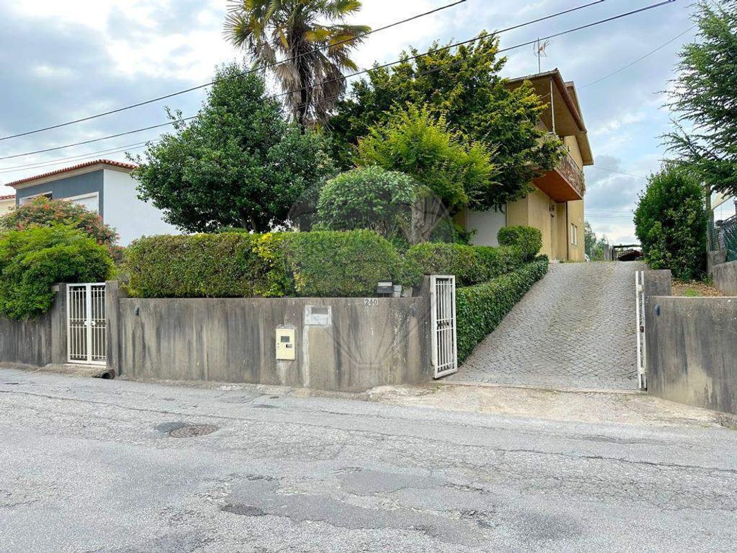 Casa T4 em Joane, Portugal N.º 37362