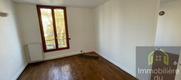 1 chambre Appartement à Villemomble, France No. 136665 3
