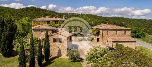 10 bedrooms Villa in Siena, Italy No. 211950 27