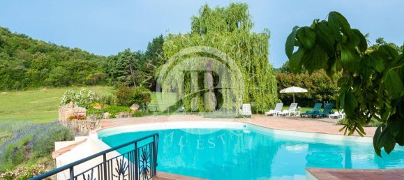 10 bedrooms Villa in Siena, Italy No. 211950 3