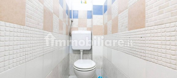 1-Zimmer Gewerbliche Immobilie in Milan, Italy, Nr. 240923 12