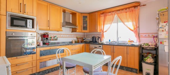 4 bedrooms House in Peligros, Spain No. 151149 10