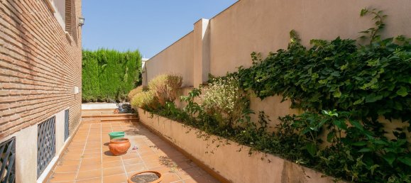 4 bedrooms House in Peligros, Spain No. 151149 39