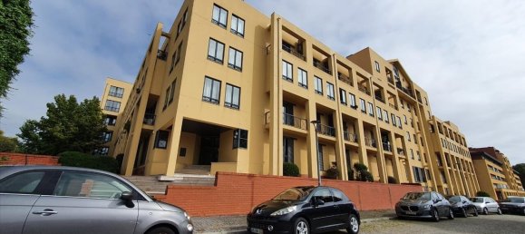 3 bedrooms Apartment in Porto, Portugal No. 209813 3