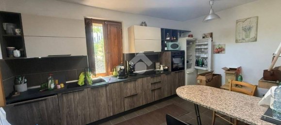 3 Schlafzimmer Haus in Casalvieri, Italy, Nr. 295885 5