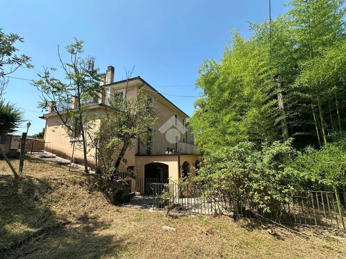 3 Schlafzimmer Haus in Casalvieri, Italy, Nr. 295885