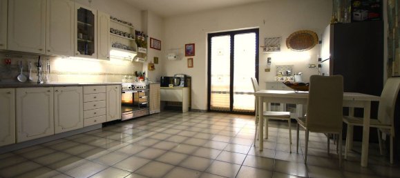 4 rooms Apartment in Montepaone, Italy No. 276618 4