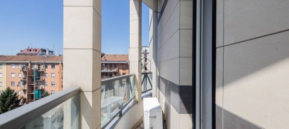 5 rooms Apartment in Milan, Italy No. 333220 24