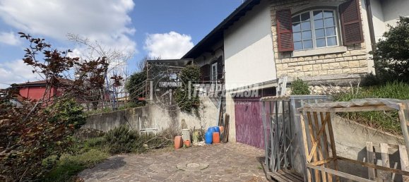 4-salle Villa à Fino Mornasco, Italy No. 13106 26