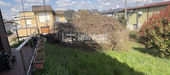 4-salle Villa à Fino Mornasco, Italy No. 13106 4