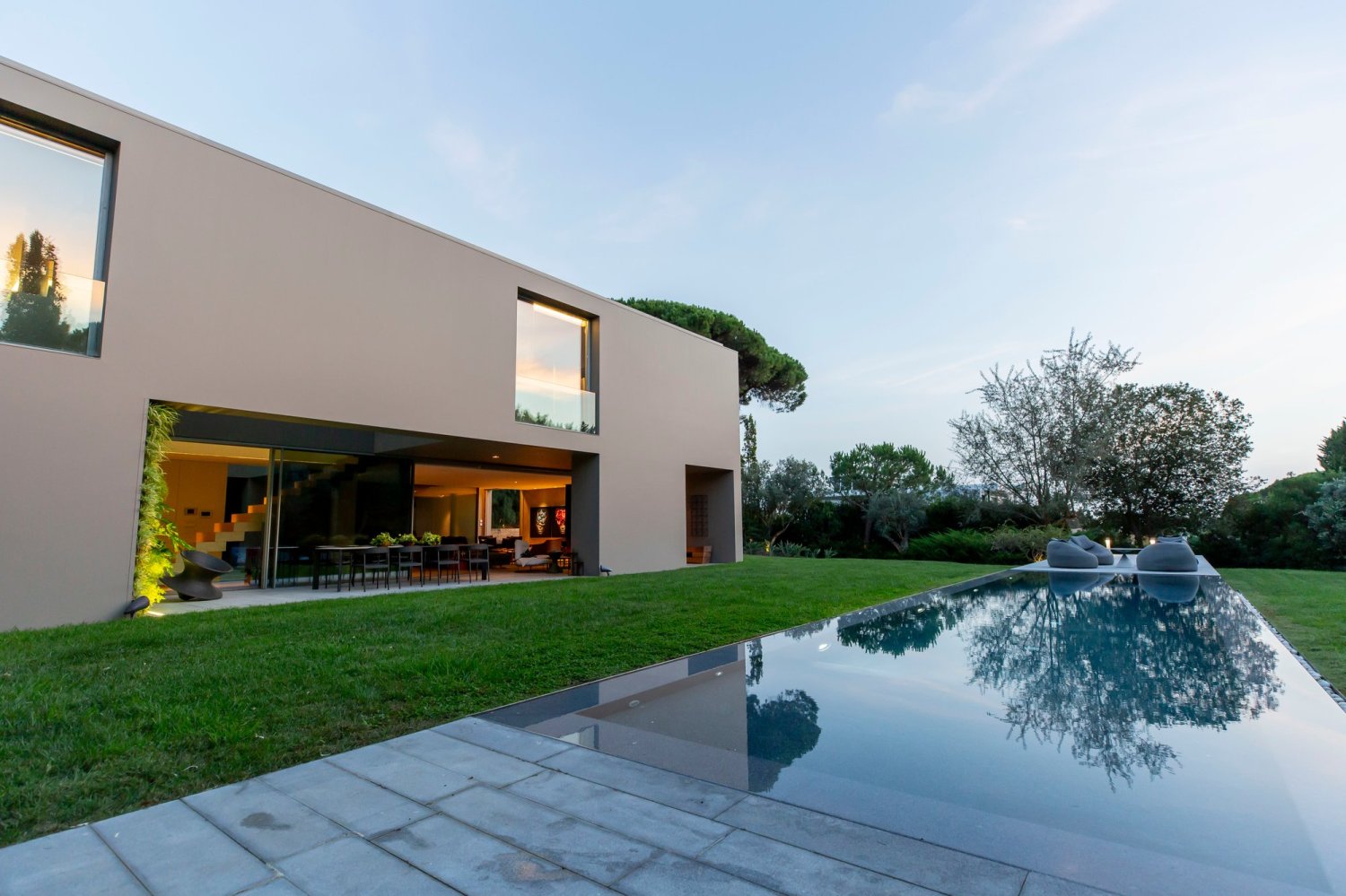 6 bedrooms Villa in Cascais, Portugal No. 99850