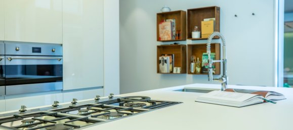 6 bedrooms Villa in Cascais, Portugal No. 99850 26