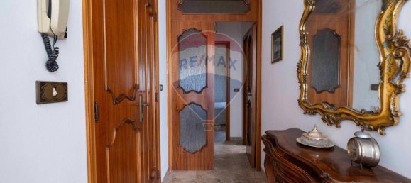 3 rooms Apartment in Cupramontana, Italy No. 8031 2