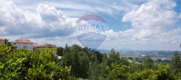 3 rooms Apartment in Cupramontana, Italy No. 8031 13