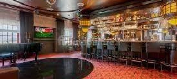 1 room Commercial property in Lucca, Italy No. 25704 6