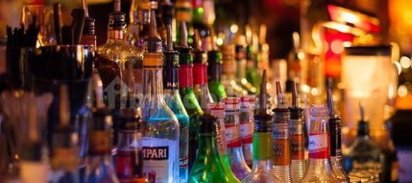 1 room Commercial property in Lucca, Italy No. 25704 3