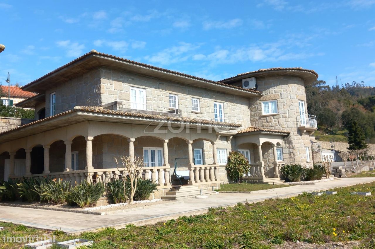 Casa T9 em Marco de Canaveses, Portugal N.º 14297