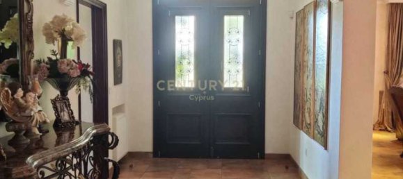 5 bedrooms Villa in Ypsonas, Cyprus No. 20239 7