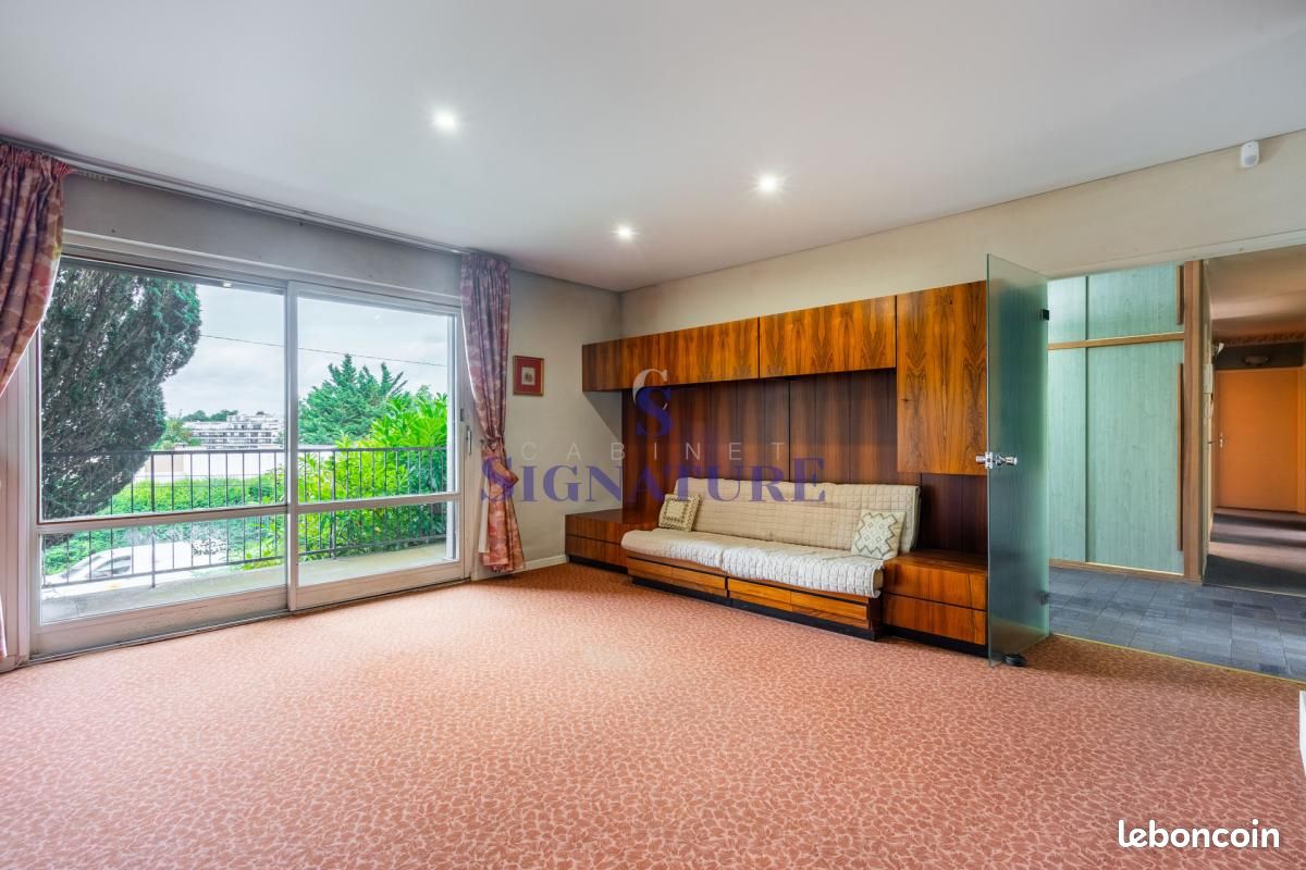 4 bedrooms Villa in Saint-Julien-les-Metz, France No. 249650