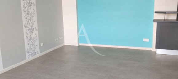 3 bedrooms Apartment in Soissons, France No. 81499 10