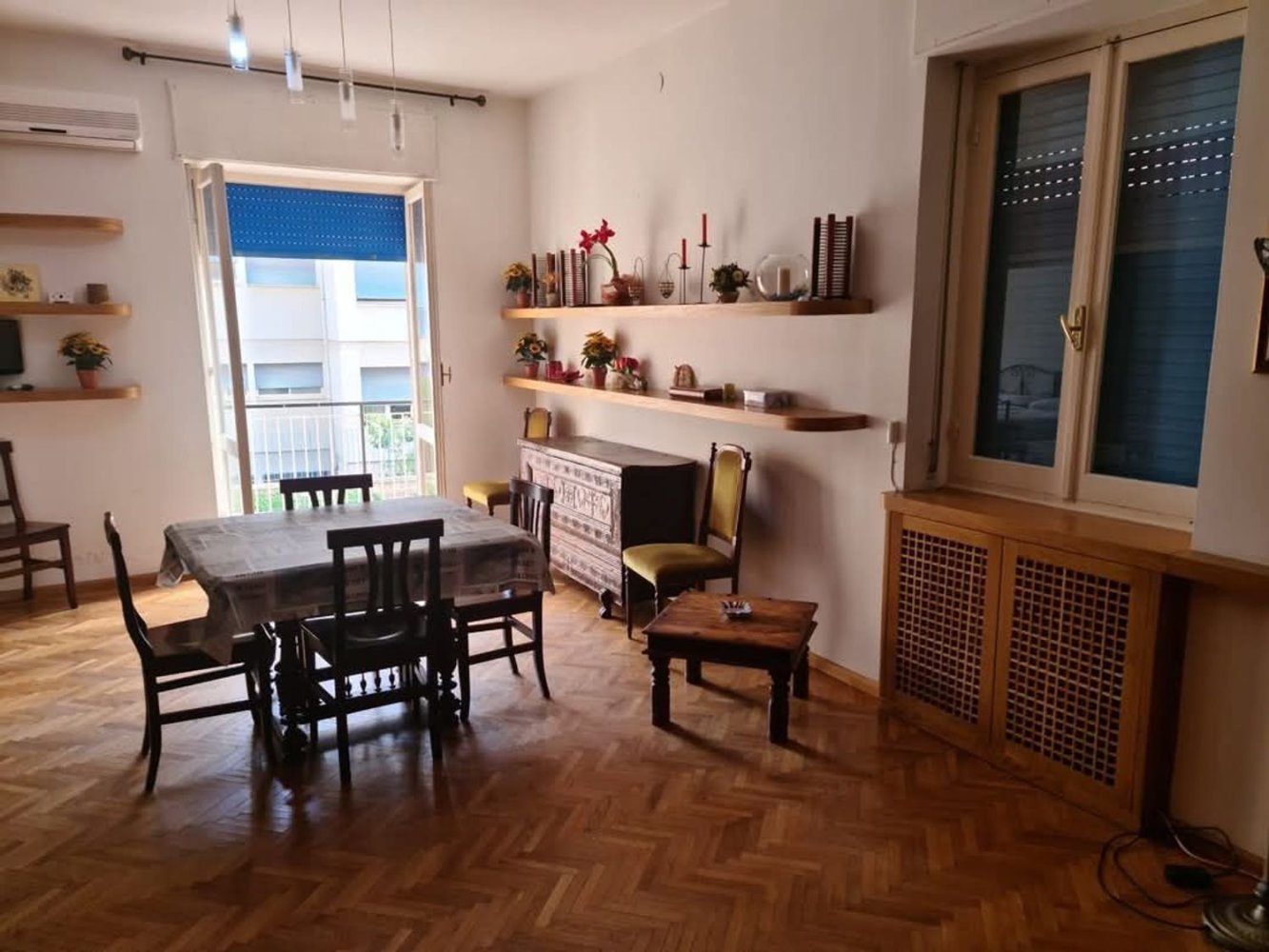 7غرفة شقة في Sassari, Italy رقم 229470