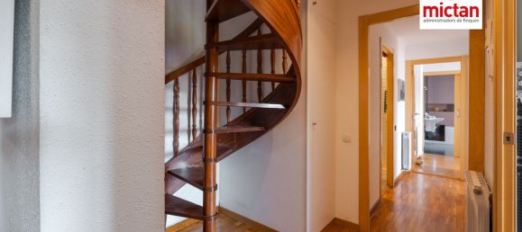 Penthouse T3 em Cornella De Llobregat, Spain N.º 153993 7