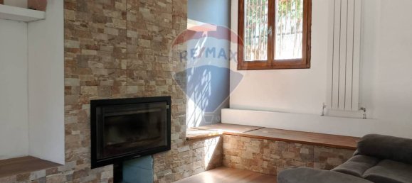 2 rooms Apartment in Cittiglio, Italy No. 67881 6