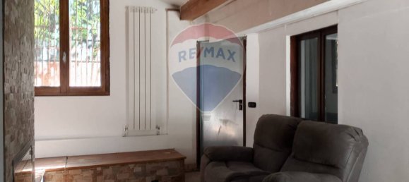 2 rooms Apartment in Cittiglio, Italy No. 67881 9