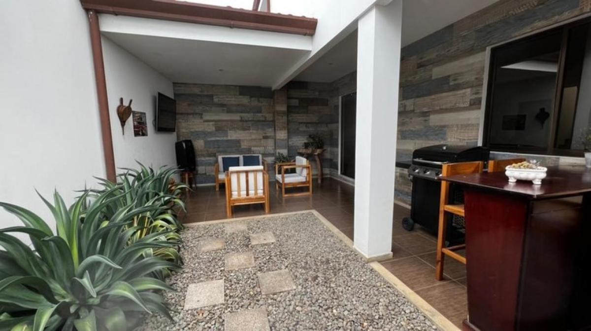 شقة 3 غرف نوم  في Santa Ana, Costa Rica رقم 103
