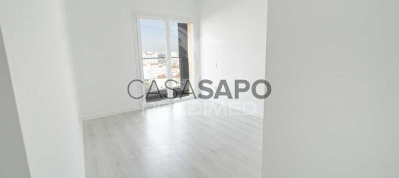 3 bedrooms Duplex in Corroios, Portugal No. 230434 10